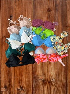 RESELLERS Women’s Bundle of Bikini Top - Unbranded-12 tops